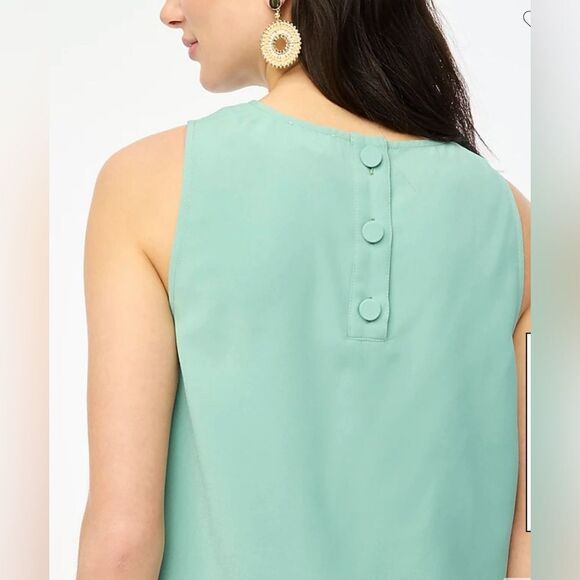 NWT J Crew Large Tank Eucalyptus Green 1/4 Button Up Back. Large - Picture 2 of 10
